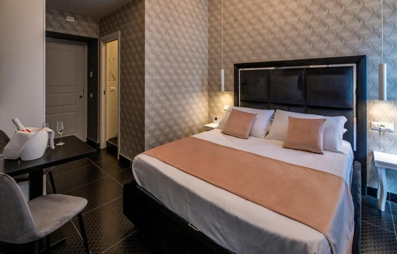 Luna Luxury Bed And Breakfast 那不勒斯 住宿加早餐酒店